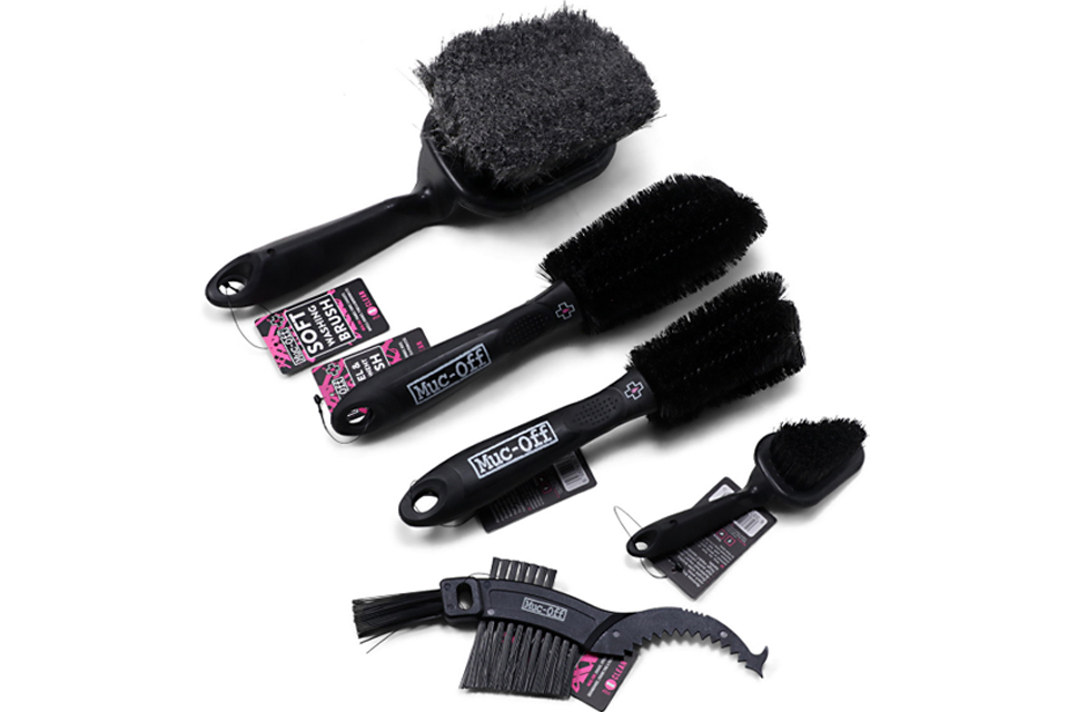 muc off bike brushes